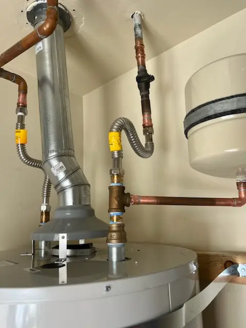 Water heater installation and plumbing repair in Colonial Village